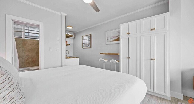 Building Photo - 460 Abalone Ct