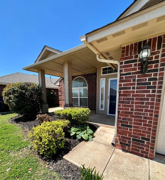 Building Photo - Wonderful Rental Home in Sycamore Creek!