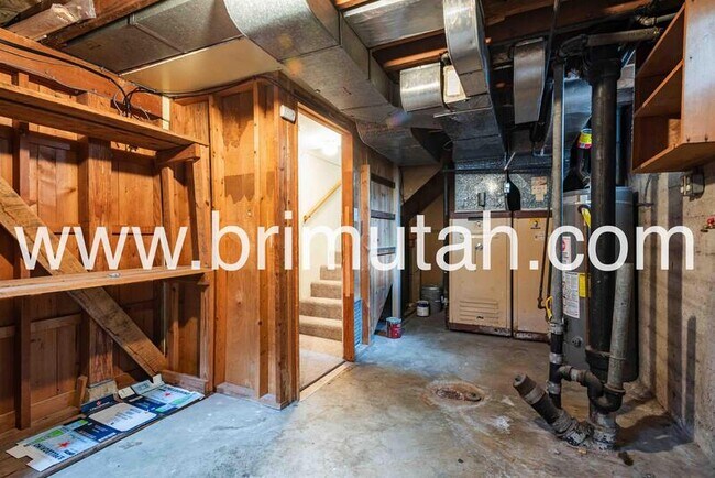 Building Photo - 2529 Melbourne St
