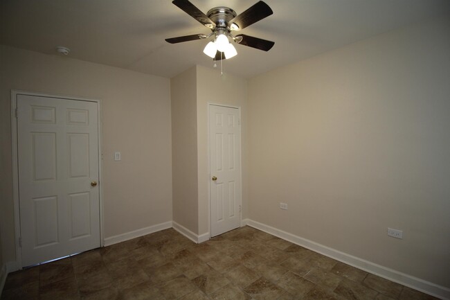 Building Photo - 13261 Lillian Hwy