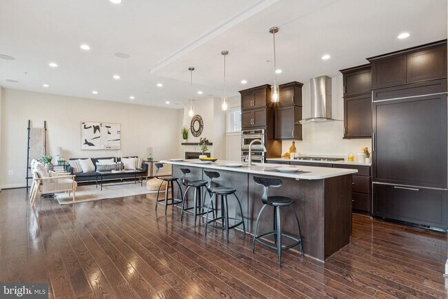 Building Photo - 8091 Red Hook St