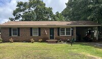Building Photo - OPEN HOUSE FRIDAY 4PM-6PM!