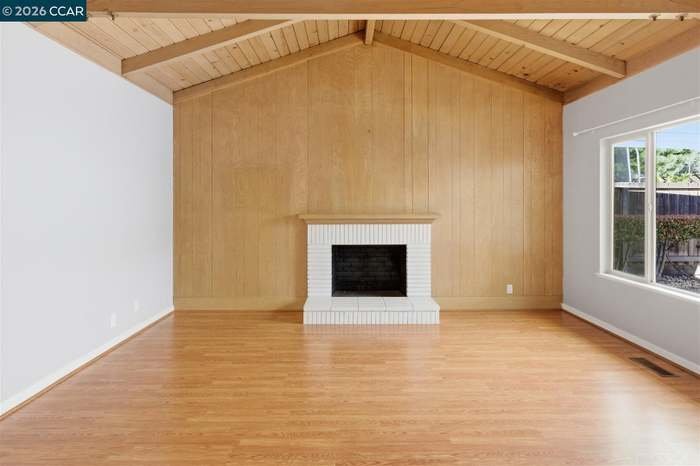 Building Photo - 55 Ceemar Ct