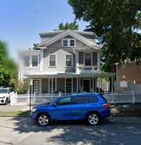 Building Photo - 92 Langley Rd