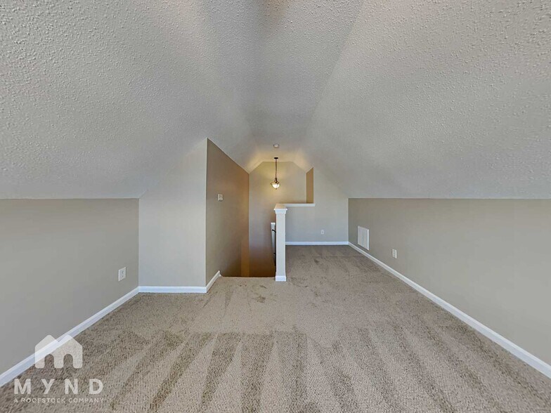 Building Photo - 166 Bluffton Rd