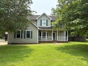Building Photo - Murfreesboro 4BR/2.5BA fenced yard