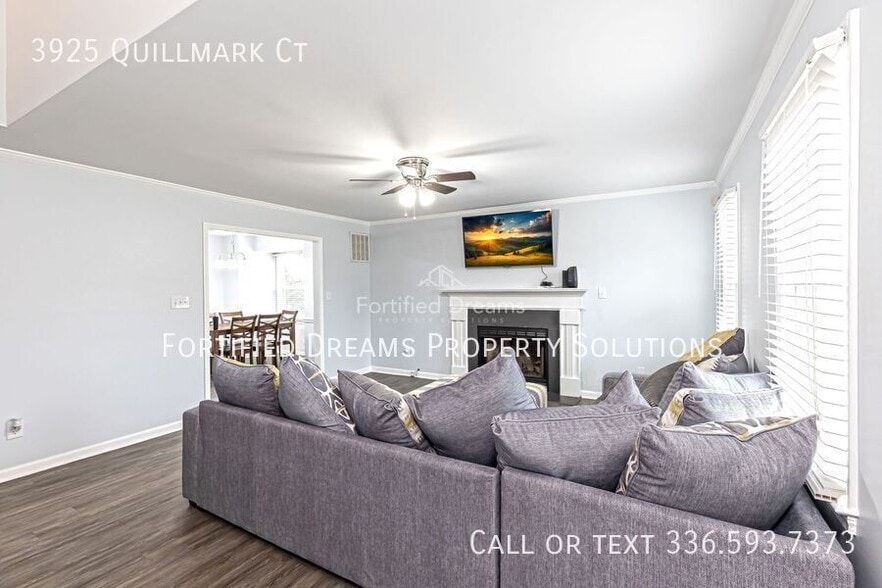 Building Photo - 3925 Quillmark Ct