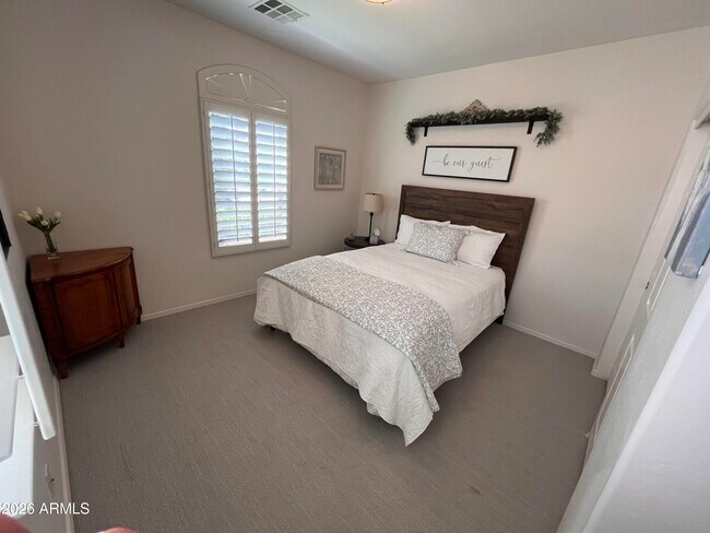 Building Photo - 4502 E Narrowleaf Dr