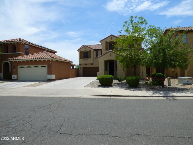 Building Photo - 8623 S 40th Dr