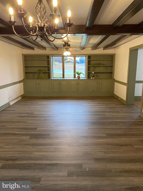 Building Photo - 45 Clay Slate Rd