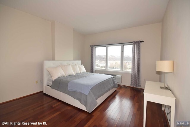 Building Photo - 3514 City Pl