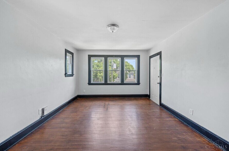 Building Photo - 1535 Blair Ave