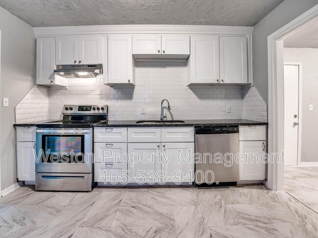 Primary Photo - 2604 NE 22nd St