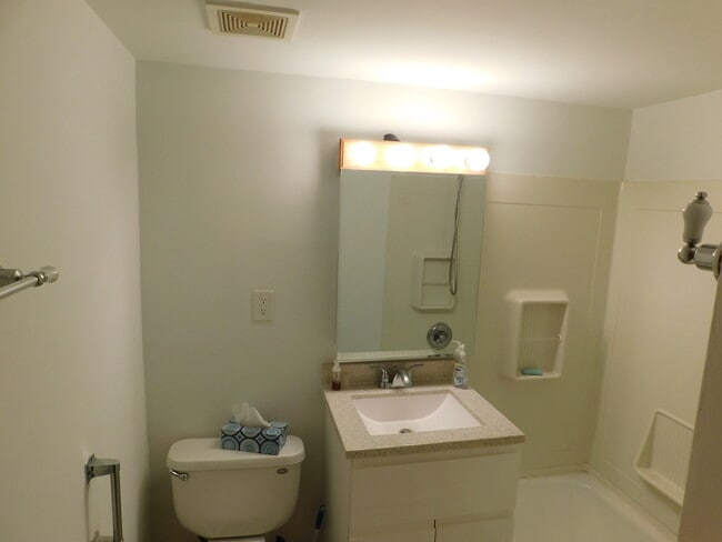 Building Photo - 18204 Exchange Ave