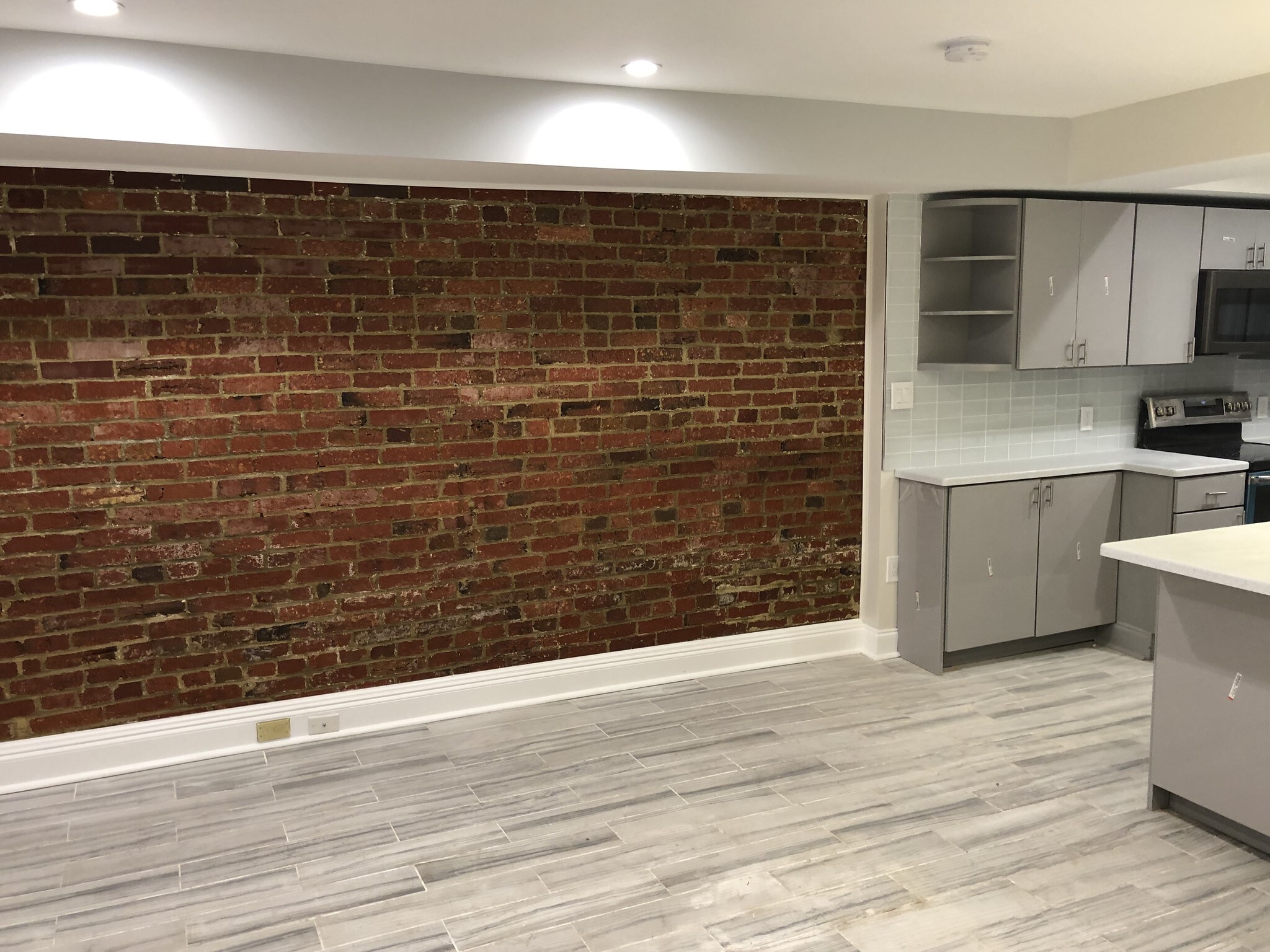 Building Photo - 60 V St NW