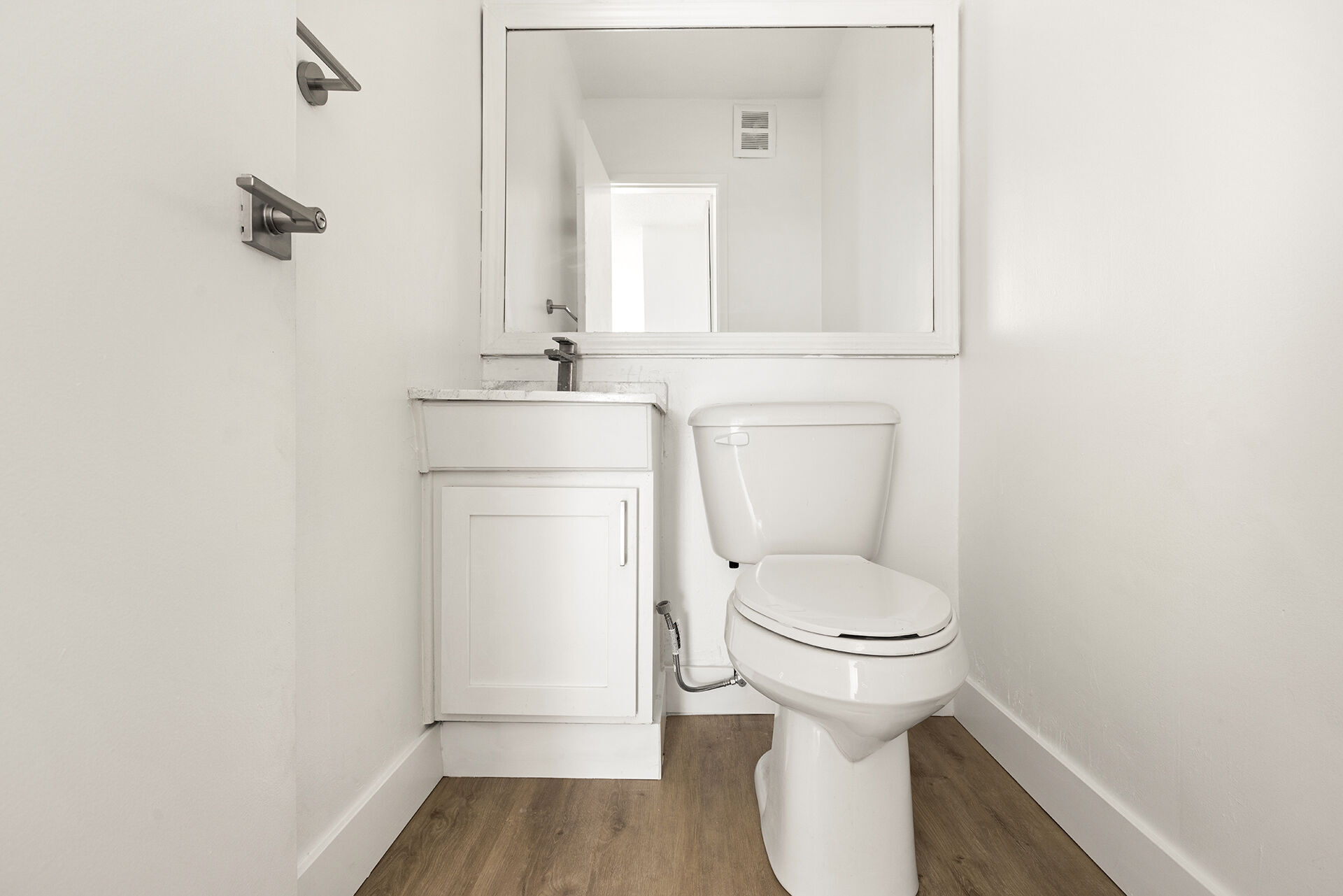 Interior Photo - State