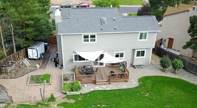 Building Photo - 3230 Navigation Dr
