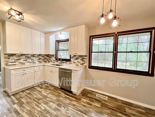 Building Photo - 101 Fox Creek Rd