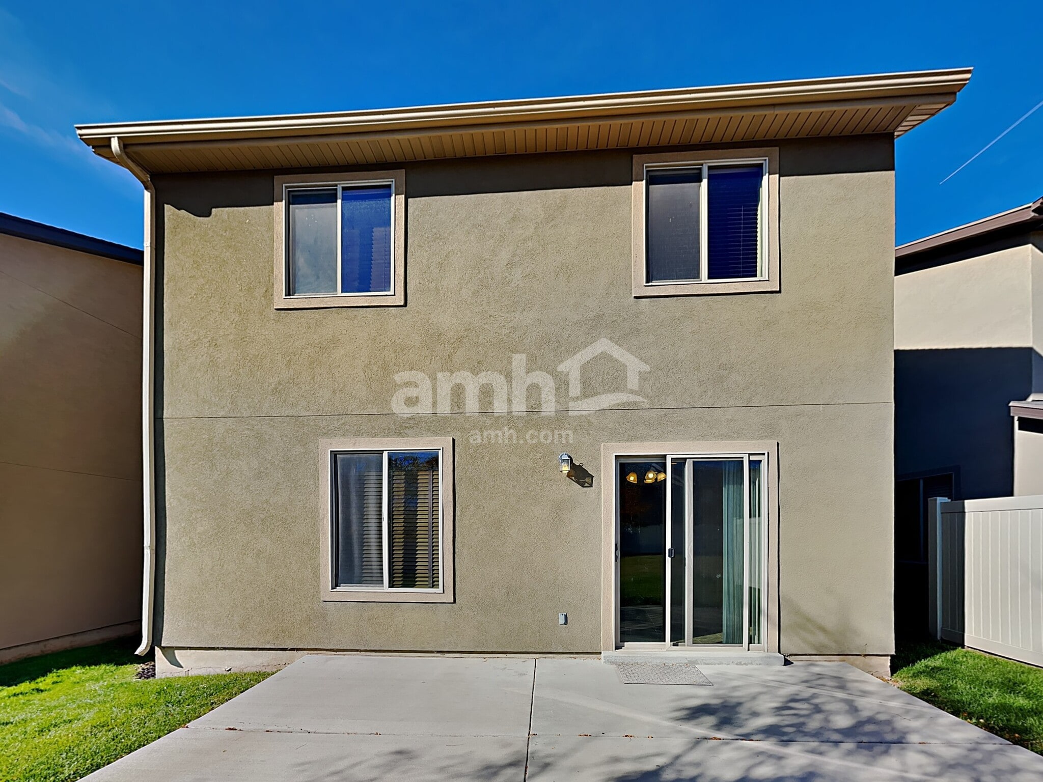 Building Photo - 1656 Arnold Dr