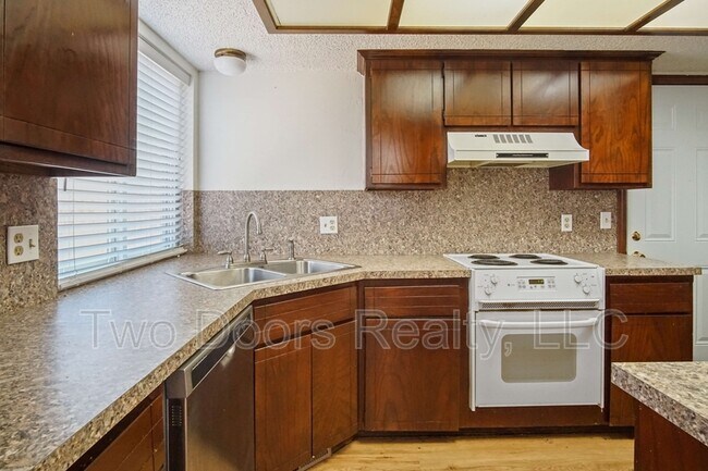 Building Photo - 6708 Elk Canyon Rd