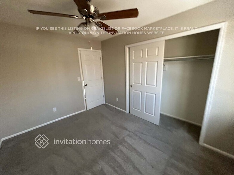 Building Photo - 5618 S Ireland St