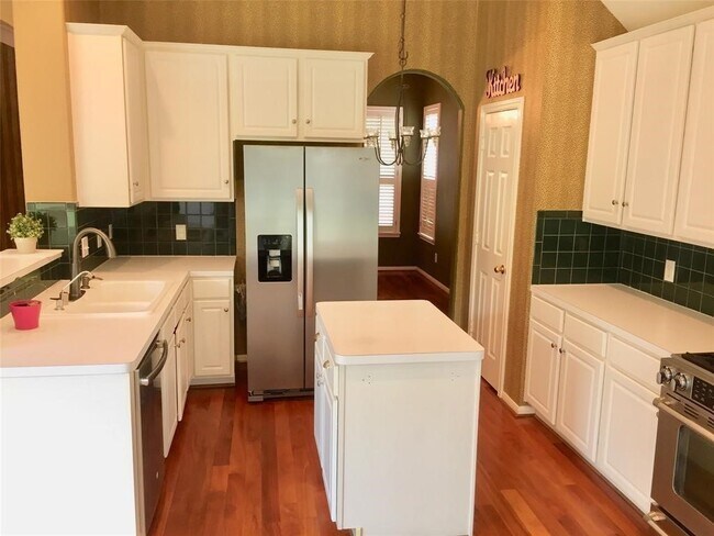 Building Photo - 22539 Bristolwood Ct