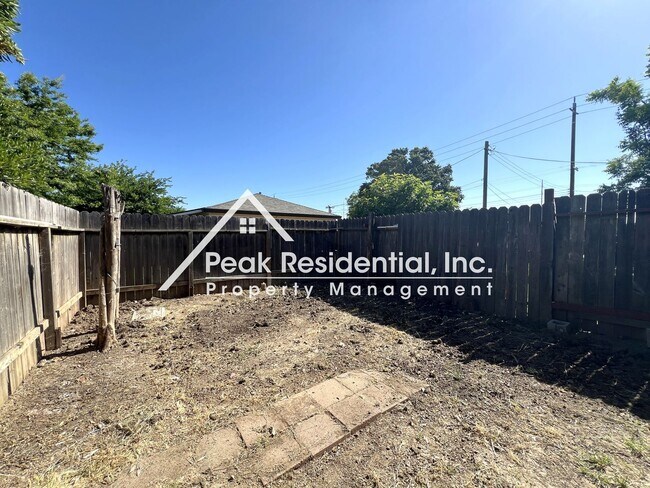 Building Photo - 3101 Gardendale Rd