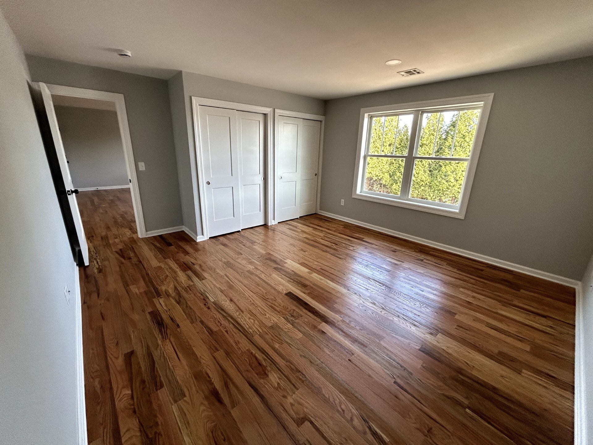 Bedroom no furniture - 77 Shepherds Ln