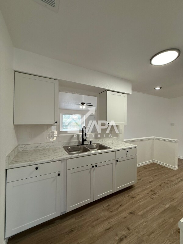 Building Photo - 14338 Ridge Point Dr