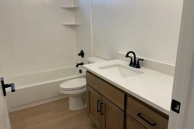 Building Photo - Coming soon! 5 Bedroom/2.5 Bathroom unit i...