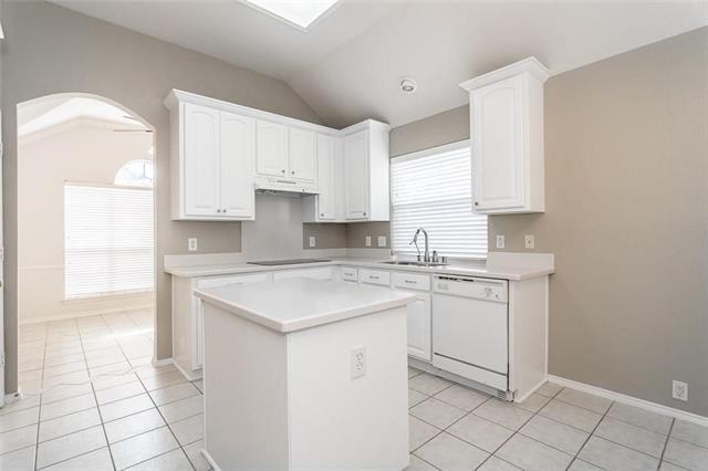 Building Photo - 2453 Cimmaron Dr