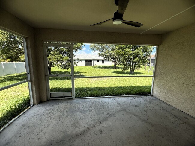 Building Photo - FIRST MONTH'S RENT FREE! STUNNING 4/2/2 IN NW CAPE!
