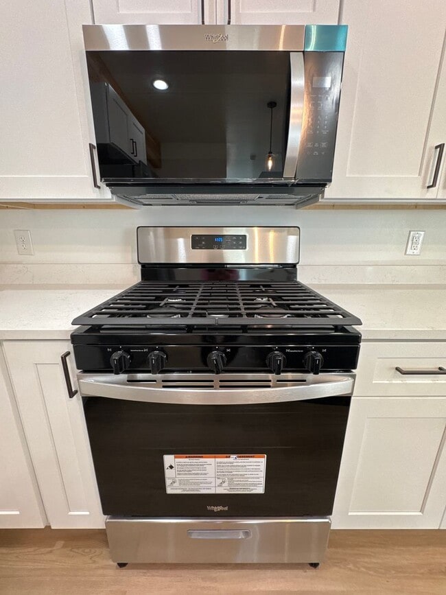 Building Photo - 729 W 350 N