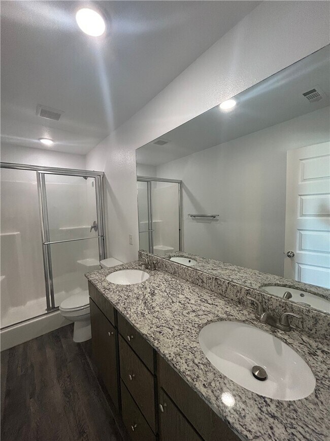 Building Photo - 644 Hidden Springs Dr