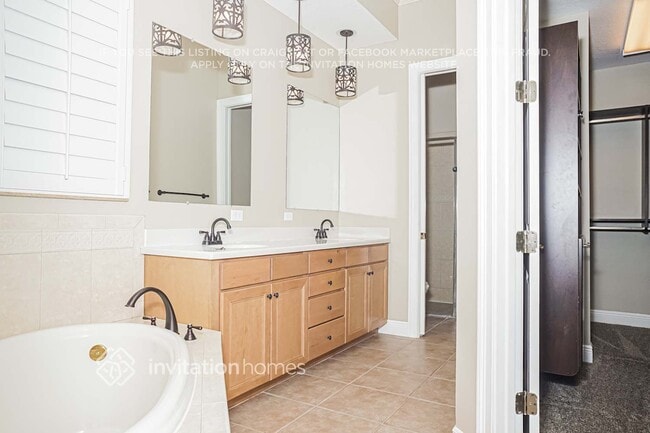 Building Photo - 6270 Parmeron Ln