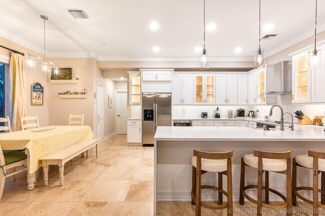 Building Photo - 514 Solar Isle Dr