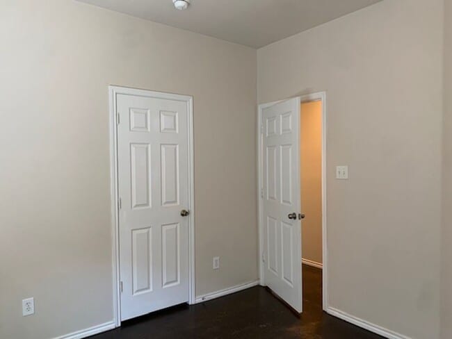Building Photo - Townhome for rent
