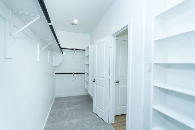 Building Photo - BRAND NEW 2025 Construction - 4BR/3BA Single-Family Home in Northlake Estates