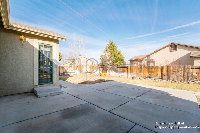 Building Photo - 100 Canterbury Ct