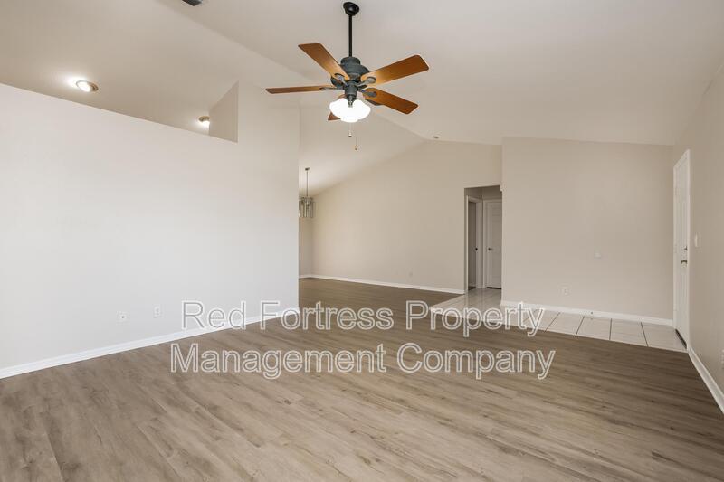 Building Photo - 1141 Mohawk Pkwy