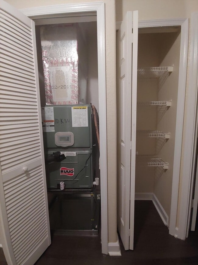 Building Photo - 3106 Shoma Dr