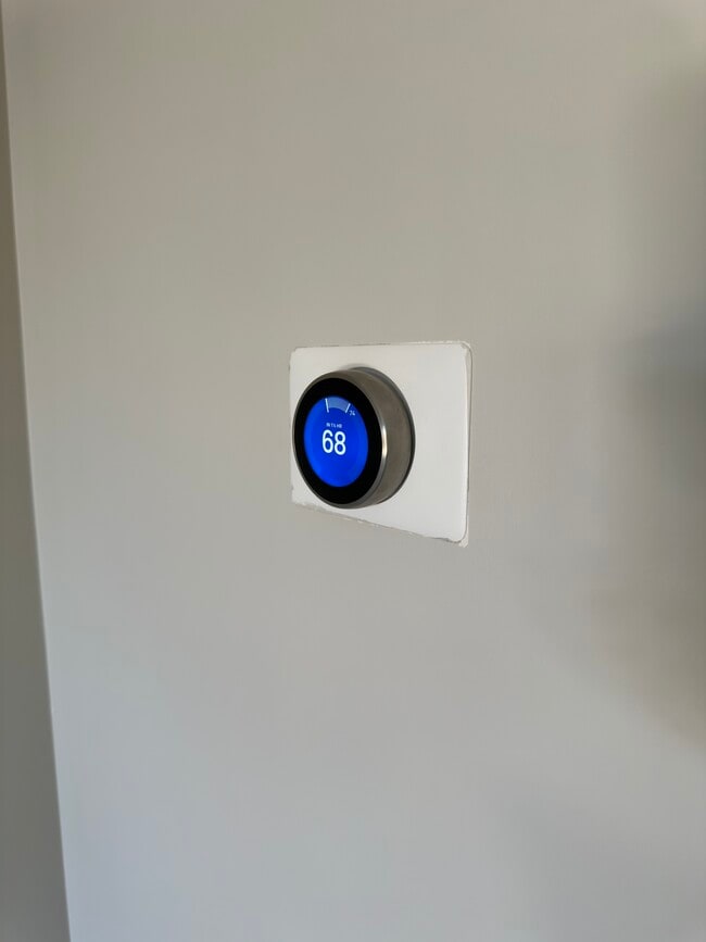 Building Photo - 4231 Davis St