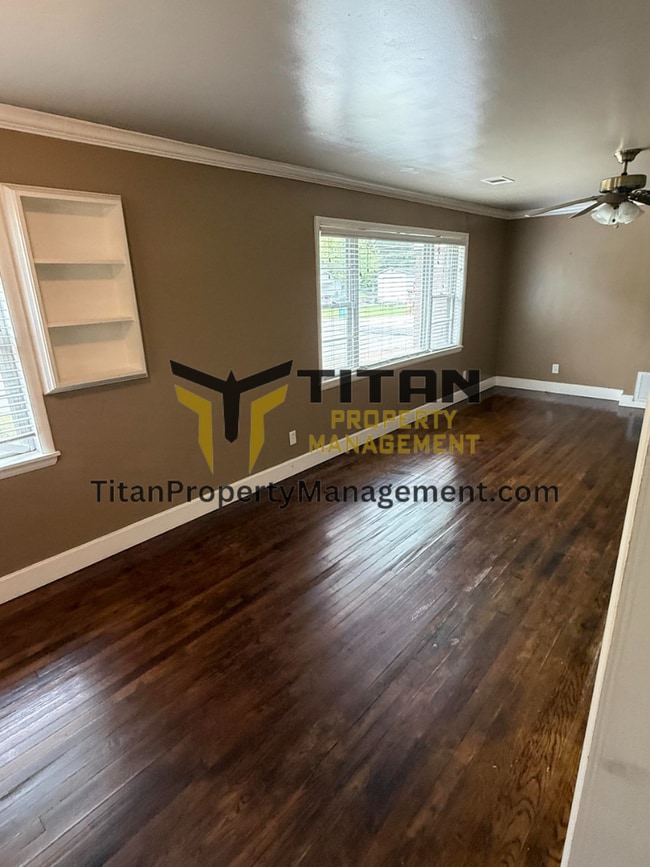 Building Photo - 2bed/2bath house