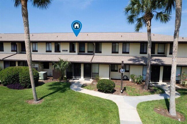 Primary Photo - 44 Club House Dr