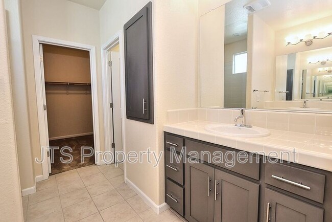 Building Photo - 2488 Ben Ali Wy