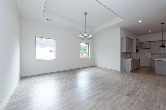 Building Photo - 4790 W Fork Blvd