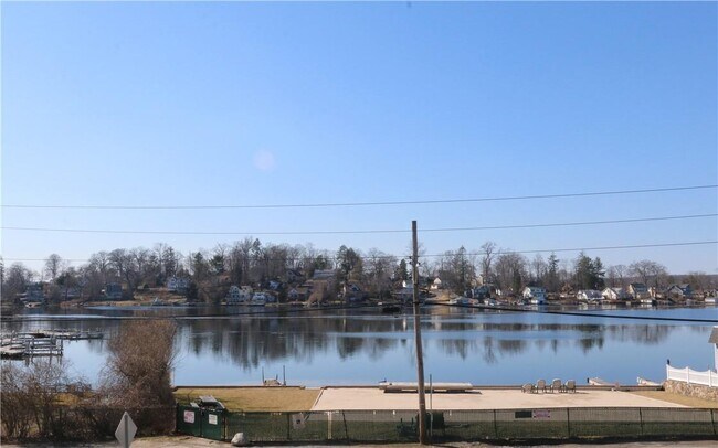 Building Photo - 141 E Lake Blvd