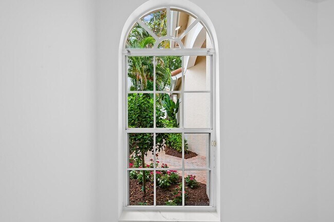 Building Photo - 2480 NW 66th Dr