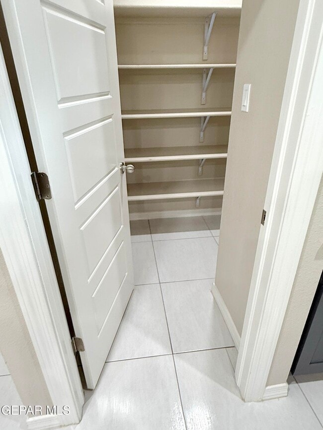 Building Photo - 12824 Linstead Ave