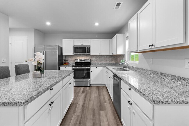Building Photo - 703 Pointe Andrews Drive